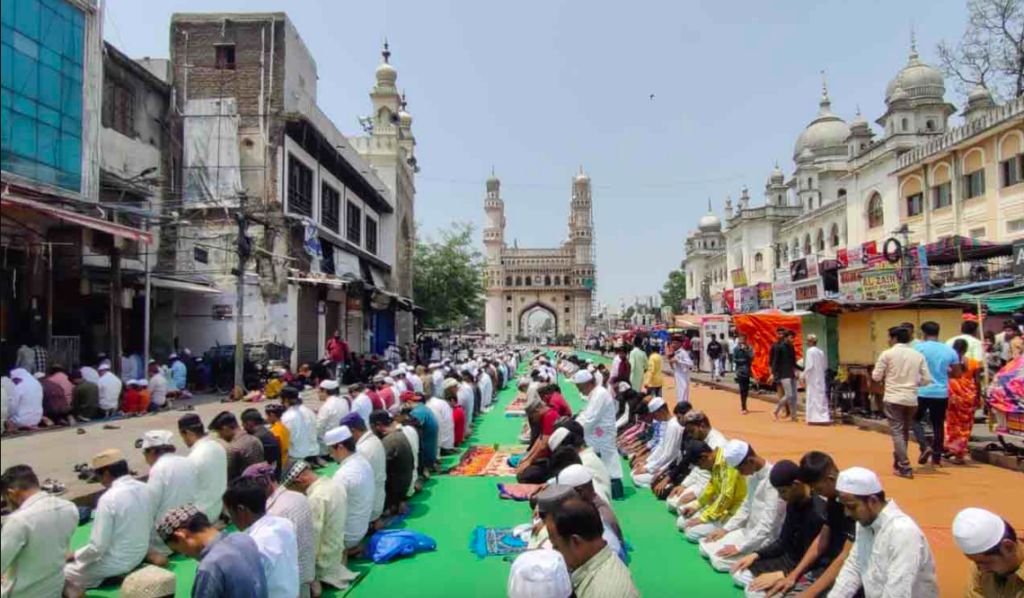 Lovedale Hyderabad Eid al-Fitr, Islamic festival eid prayer, end of Ramadan at charminar.